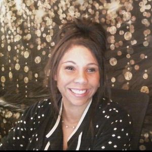 Meet your Posher, Candice (me)